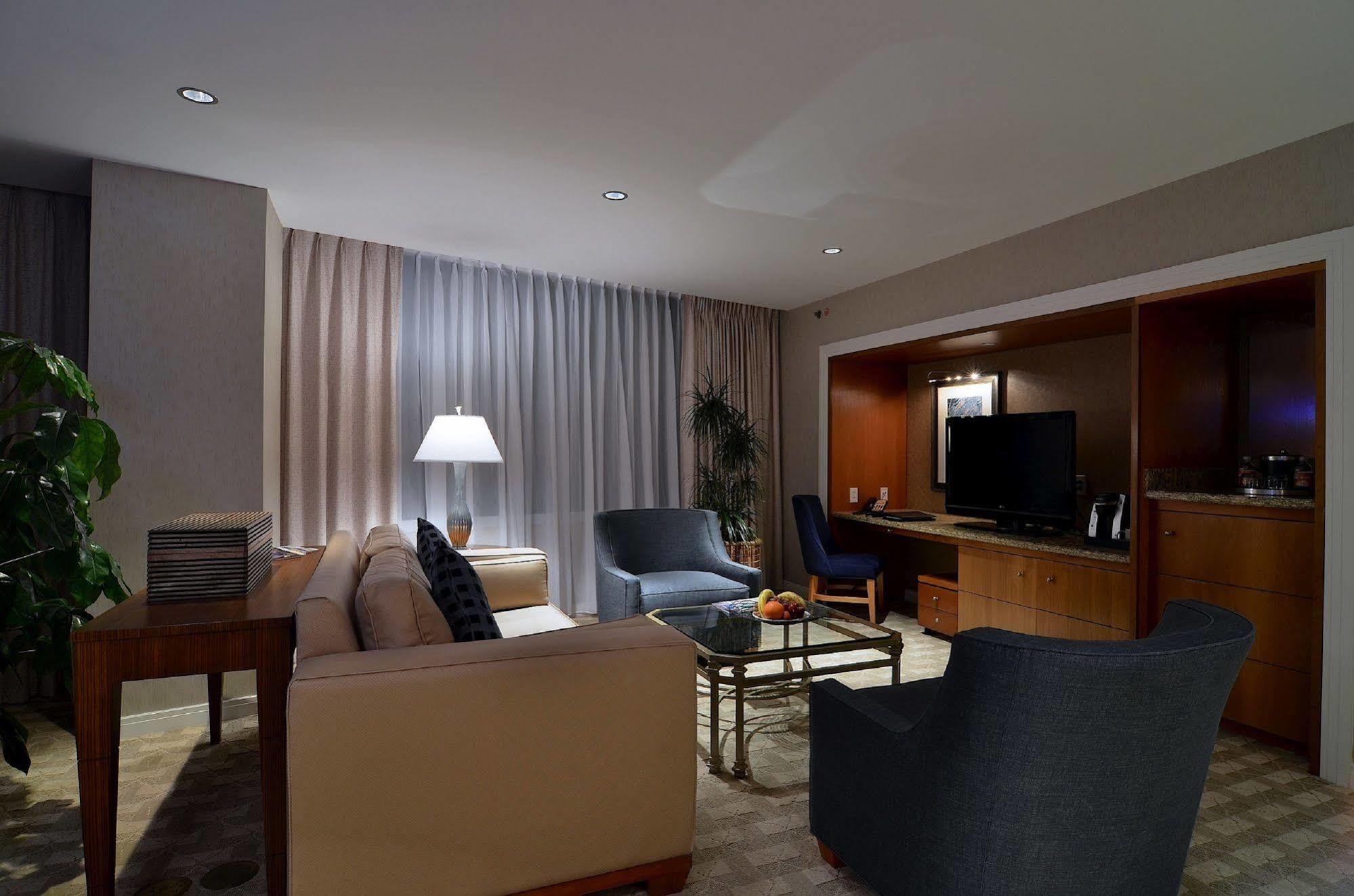 Mohegan Sun 4*